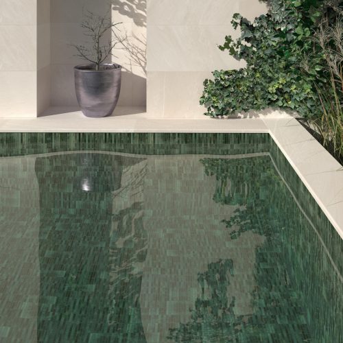 amb-piscina-kit-kat-grass-piestrasanta-ivory-2000x